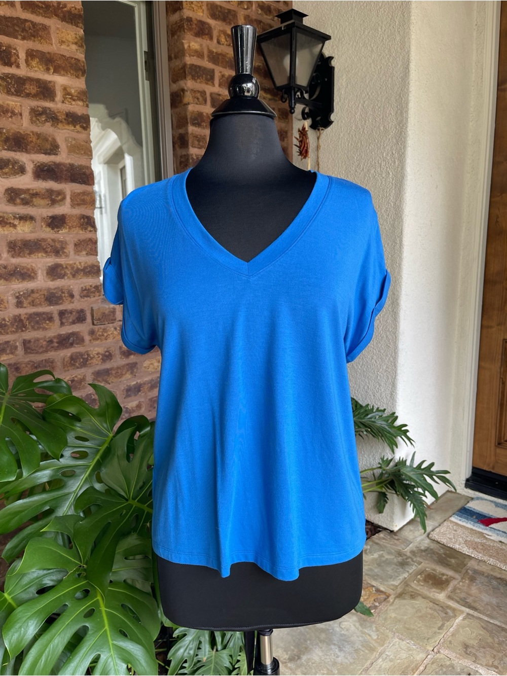 Tommy Bahama V-Neck Short Sleeve Tee in Cobalt Blue